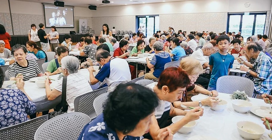 Comparte una olla: Fomentar la comunidad y el bienestar de los ancianos de Singapur